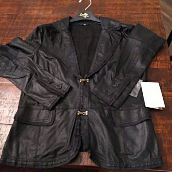 Scully perferated leather blazer - Picture 2 of 8